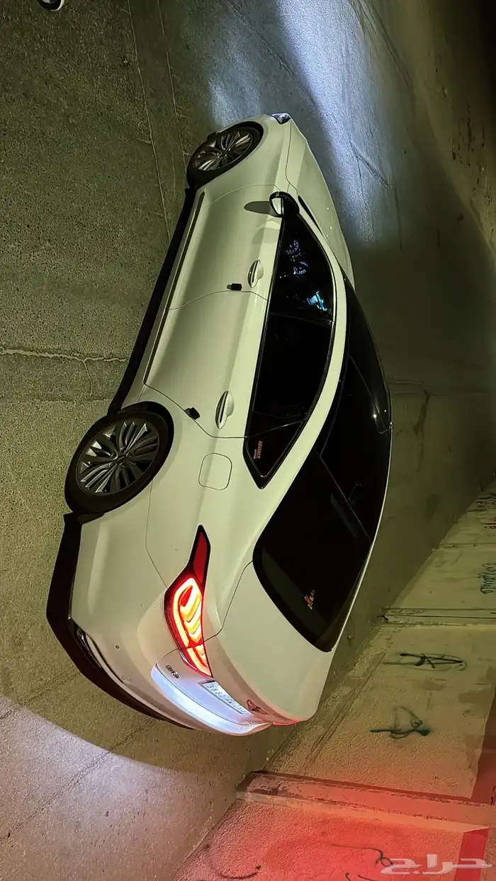 جينسس g80 نظيفة جدا 3