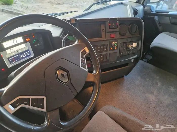 Renault T480 موديل 2022   شاحنة 4