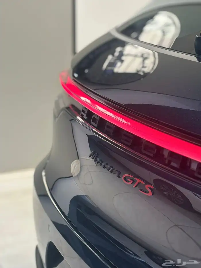 بورش - ماكان - 2020 - GTS - اسود 5