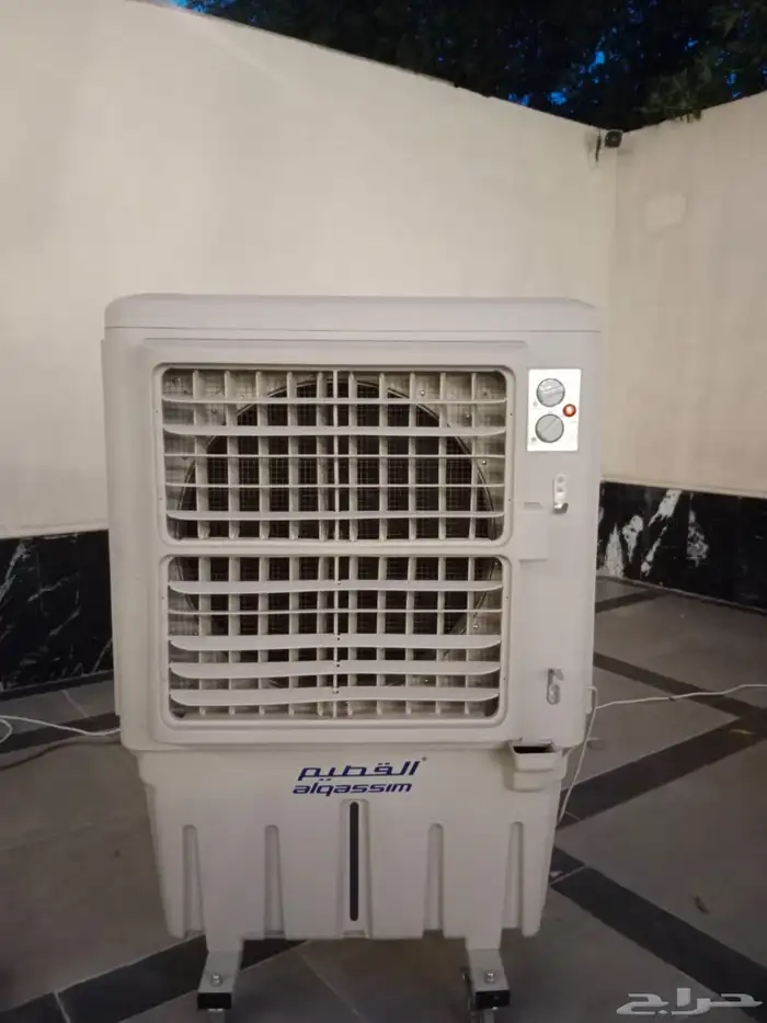 تاجير مكيفات اسبليت وصحرواي تاجير زل وكراسي وطاولات 0