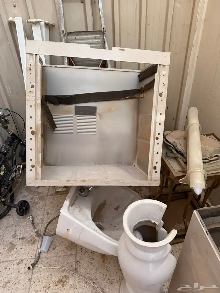 للبيع مغاسل ومرايا 0