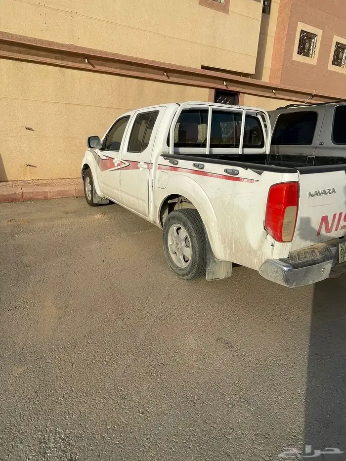 نيسان نيفارا للبيع 1