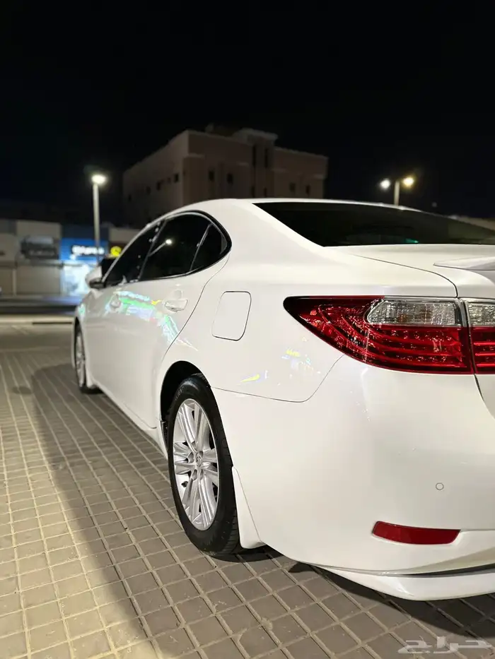 لكزس es350 2015 4
