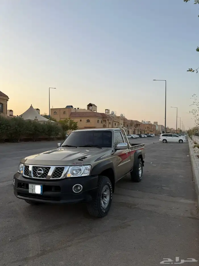 نيسان 2012 1