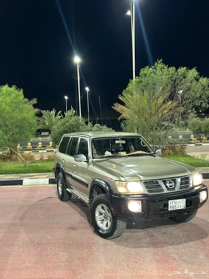 للبيع جيب نيسان فتك4800 قير عادي مكينه مخبطه باقي محركاته 3