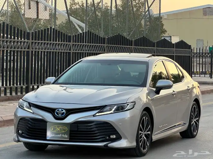 تويوتا كامري GLE موديل 2020 سعودي هايبرد فل 0