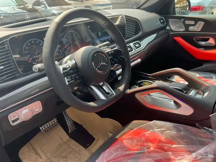 مرسيدس GLE53 AMG موديل 2025 جديد خليجي 32
