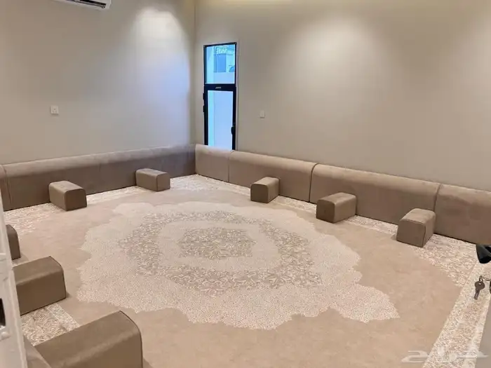 استراحة للايجار حي الفيصل 3