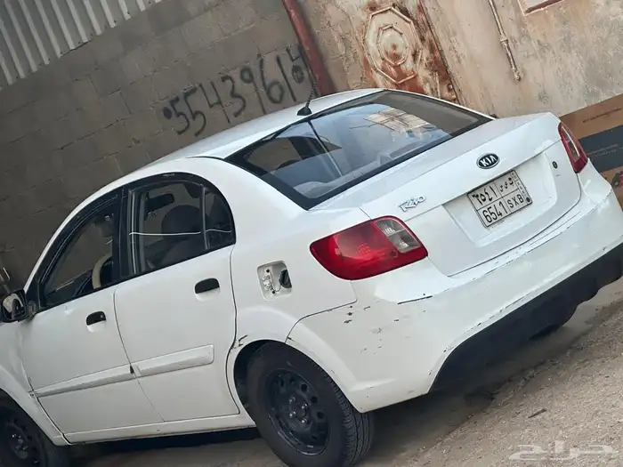ريو سيدان كيا مكينه مخبطه للبيع الموديل 2011 1