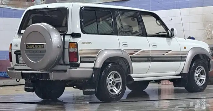 جيب Land Cruiser 7