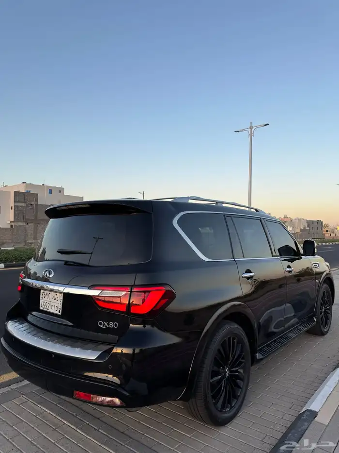 انفينيتي QX80 2018 3