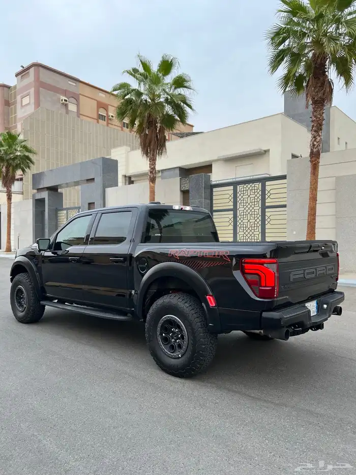 للبيع فورد f150 رابتر 2024 شبه الجديد 4
