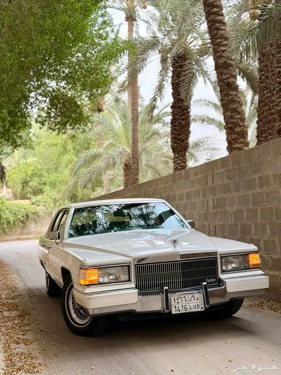 كاديلاك بروقهام فليتوود1991   تحفة أمريكية كلاسيكية 2