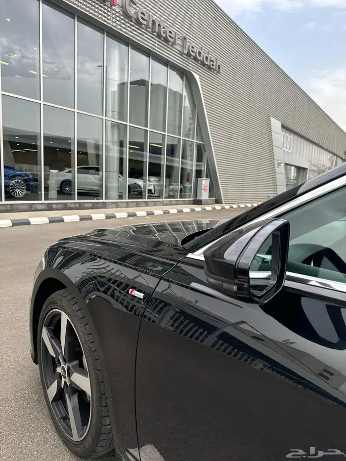 اودي A6 سماكو على الضمان إس لاين اعلى فئه Premium مالك اول 12