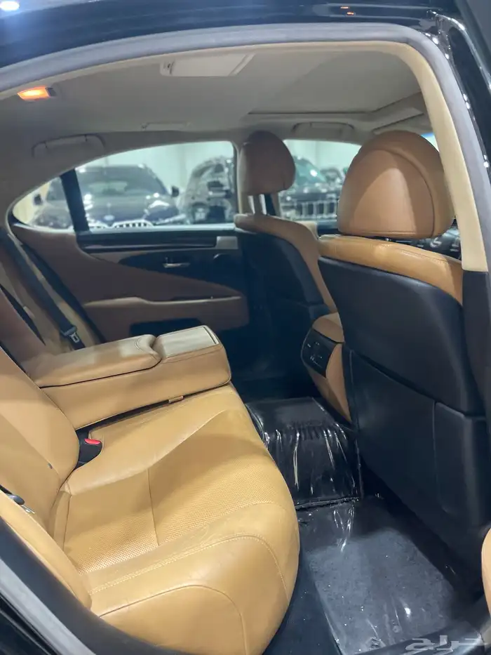 لكزس LS460 موديل 2013 10