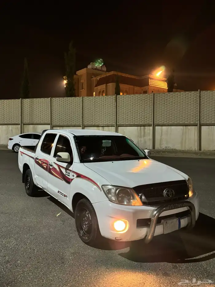 هايلكس 2010 5
