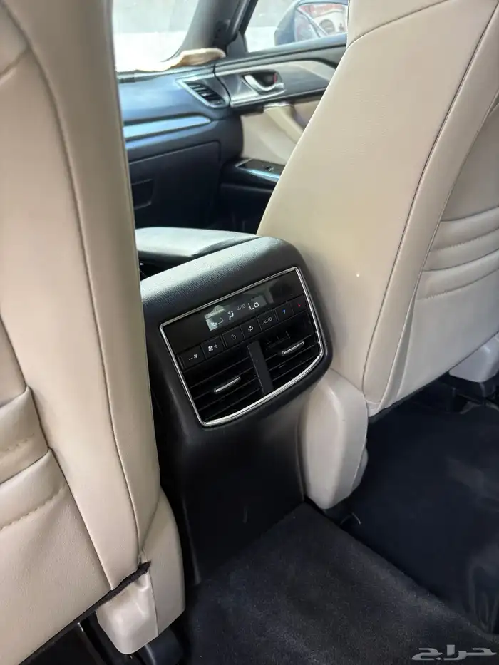 مازدا CX9 2019 ماشي 180 الف كم 24