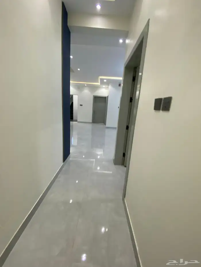 للبيع روف علوي مع ملحق تشطيب فاخر من650الف 18