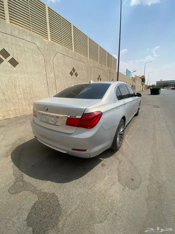 بي ام دبليو موديل 2012 وكاله 2