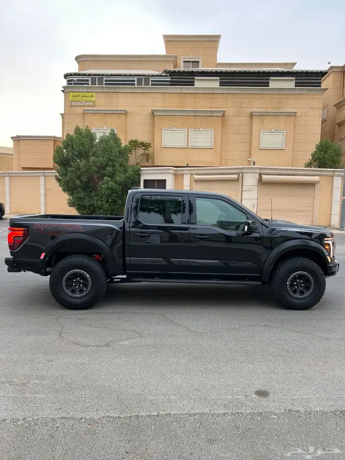 للبيع فورد f150 رابتر 2024 شبه الجديد 11