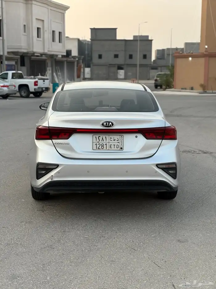 كيا سيراتو 2019 فضي 0