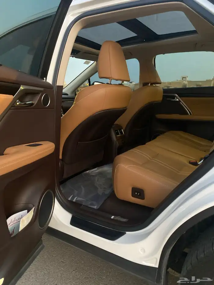 للبيع لكزس RX350 فل كامل 2019 لؤلؤي 8