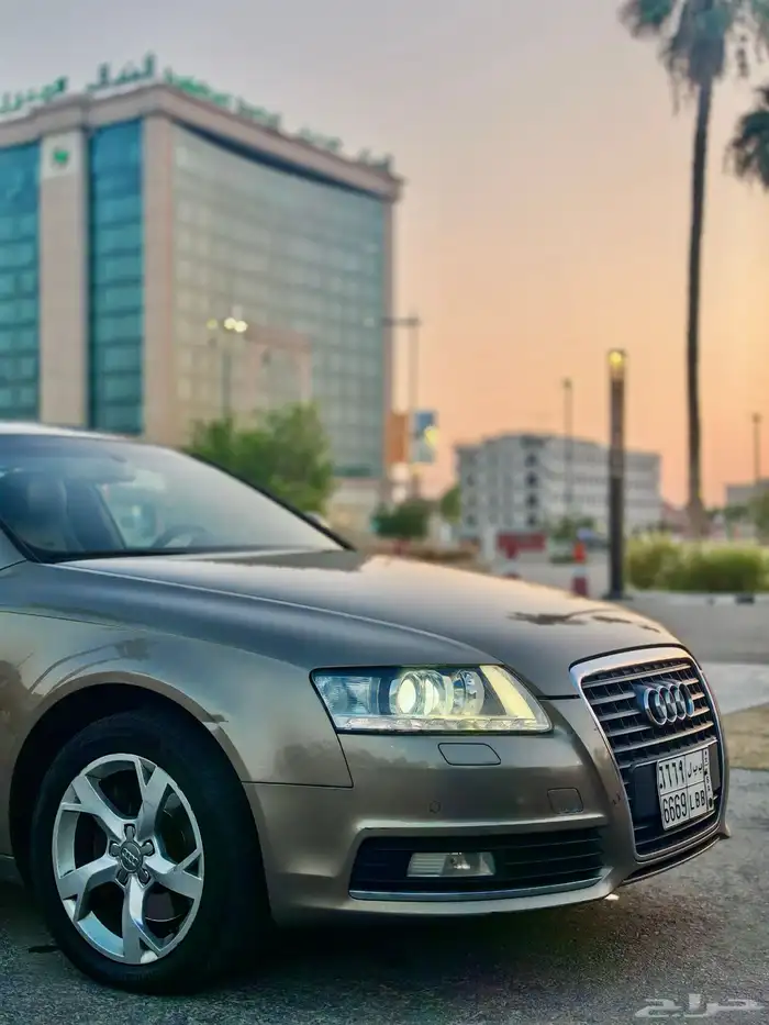 اودي A6 فل كامل مخزنه ممشى 70 الف فقط كاش او اقساط 5