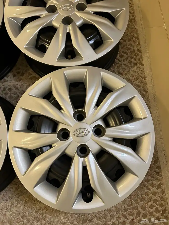سبير اكسنت وكاله طقم جنوط اكسنت سوح معى الطيس بحاله الوكاله 5