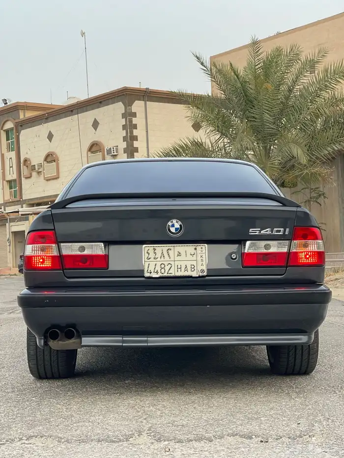 للبيع بي ام دبليو 7