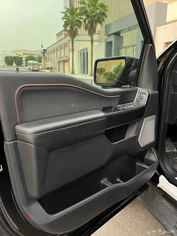 للبيع فورد f150 رابتر 2024 شبه الجديد 30