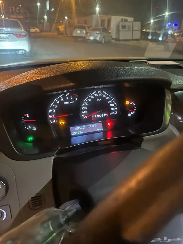كاديلاك DTS 2010 5