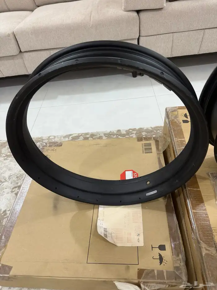 للبيع جنوط دراجه ناريه GsBMW 1250 1