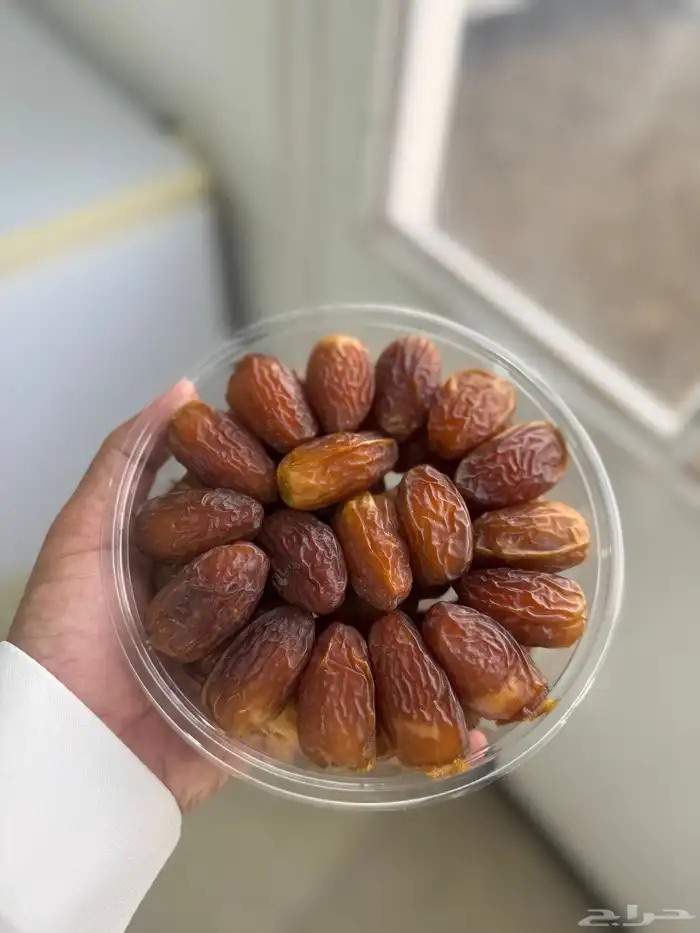تمر مجدوله 0