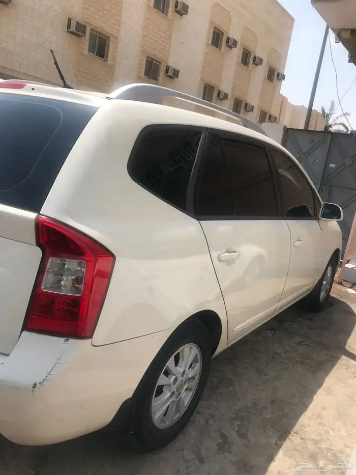 للبيع كيا كارينز 7 راكب بحاله ممتازه ممشي 289 بوهيه وكاله 3
