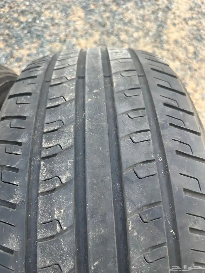 كفرات تركب على الدماكس واي جنط 18 نظيفه وتاريخ 24 كفرين فقط 1