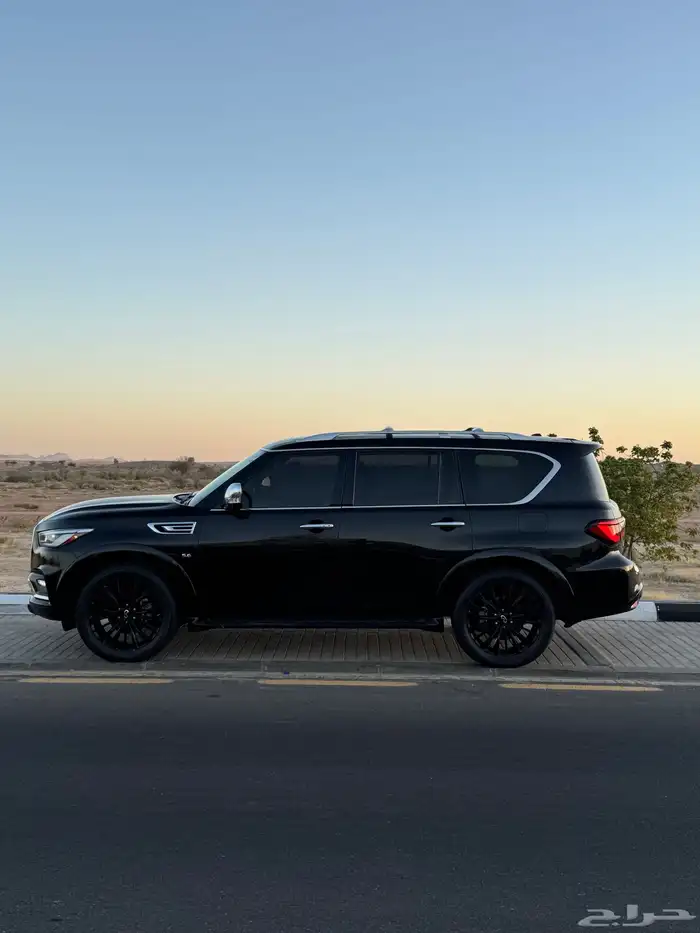 انفينيتي QX80 2018 8