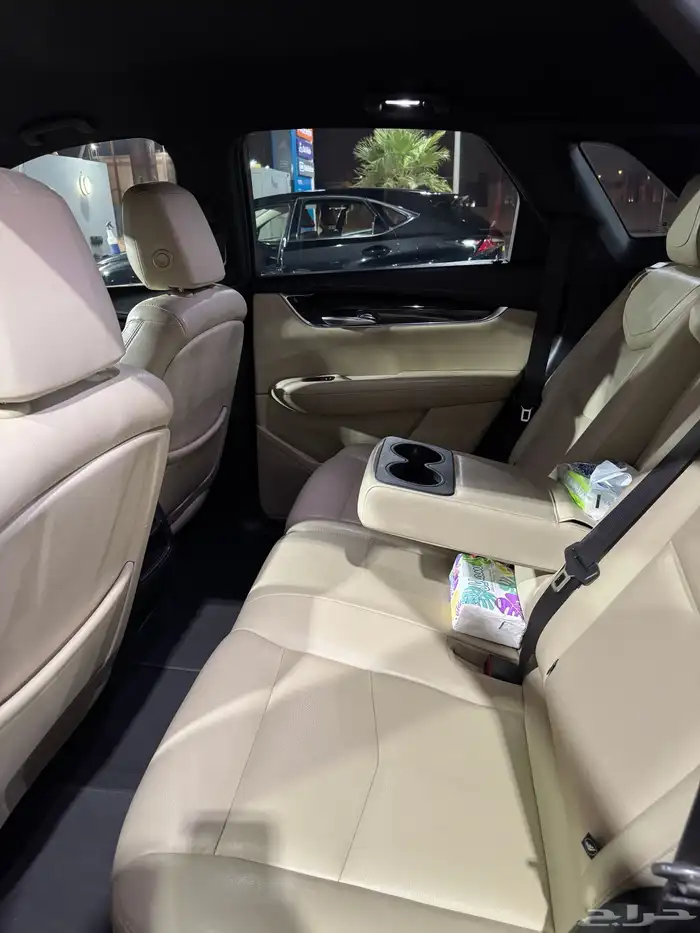 كاديلاك XT5 موديل 2018 نص فل مالك اول للبيع لأعلى سومه 8