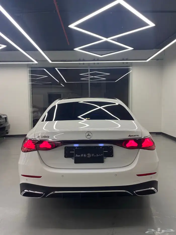 مرسيدس E300 5