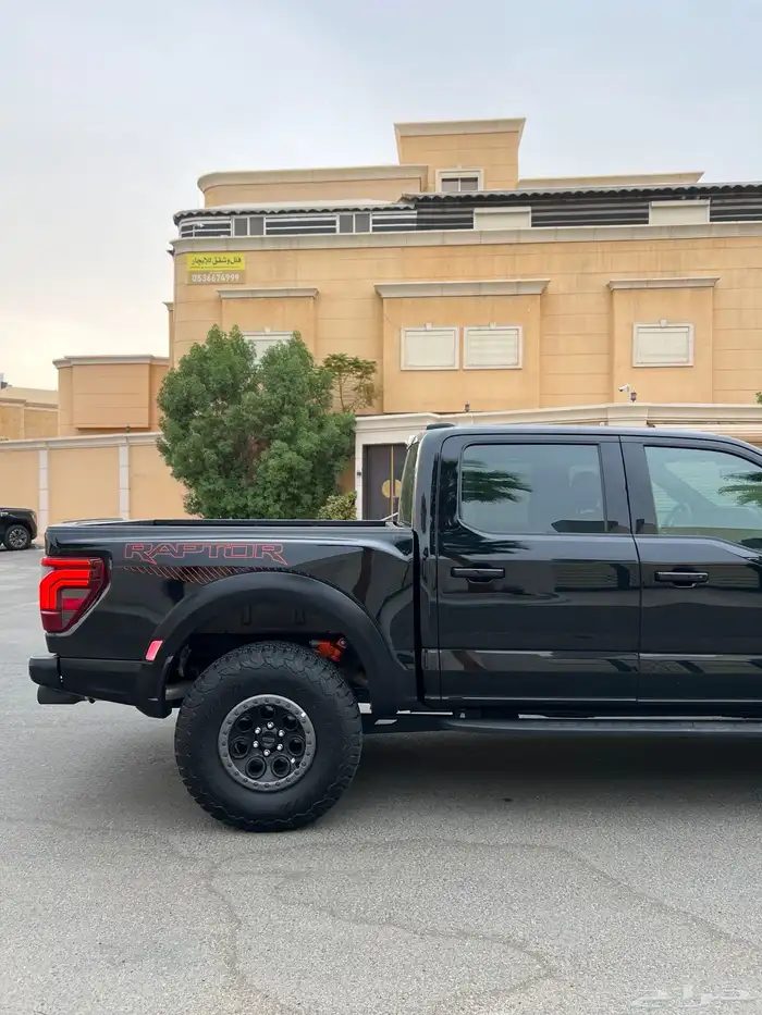 للبيع فورد f150 رابتر 2024 شبه الجديد 9