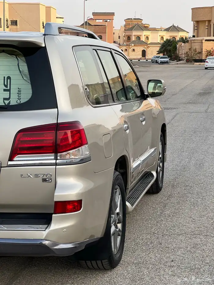 لكزس LX570 2014 بريمي 8