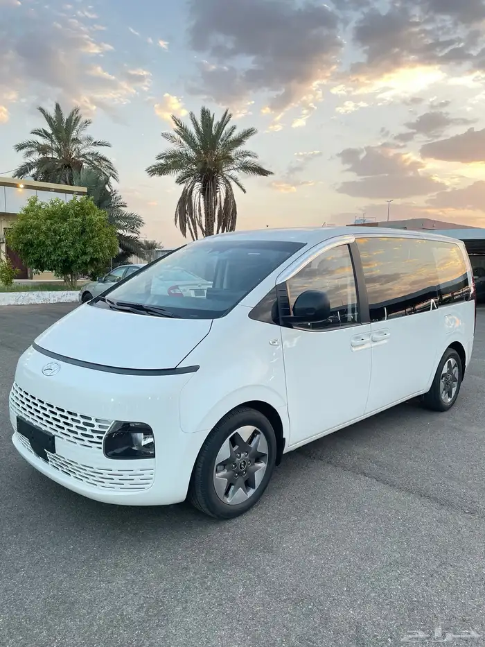 هواندي ستاريا 2022 ديزل بطاقه جمركيه وارد كوريا 0