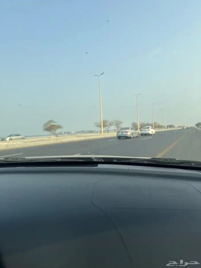 الخير البحرين ماشي الان ابي راكب معي 0