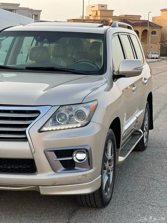 لكزس LX570 2014 بريمي 3