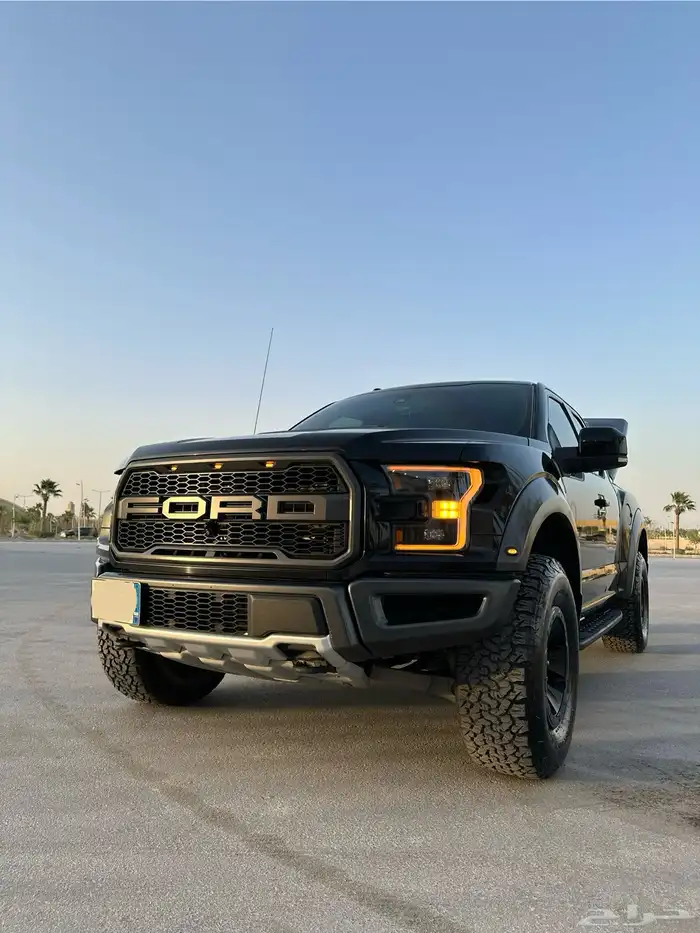 رابتر اسود نظيف فل كامل 1