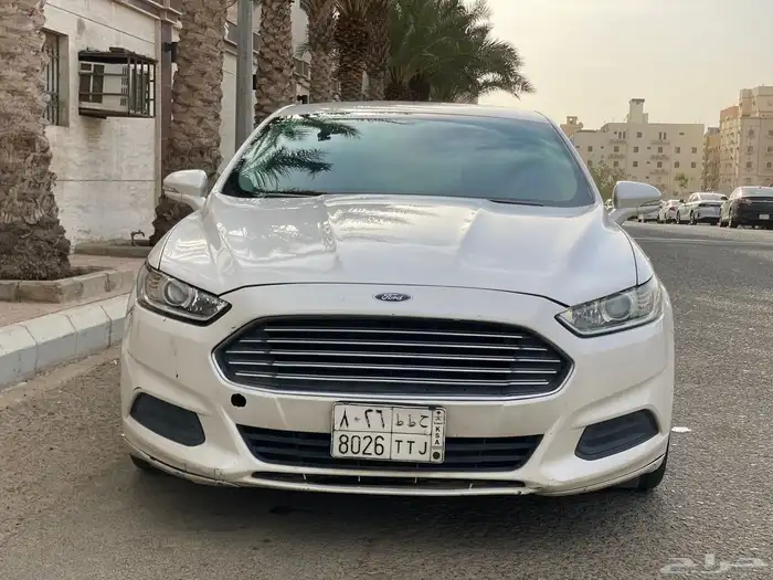 فورد فيوجن نظيف 1