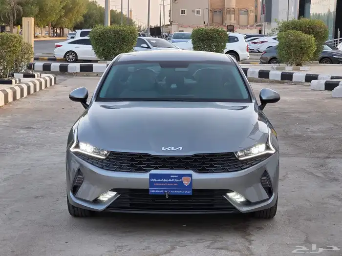 كيا 2023 K5 بحالة الوكالة 1