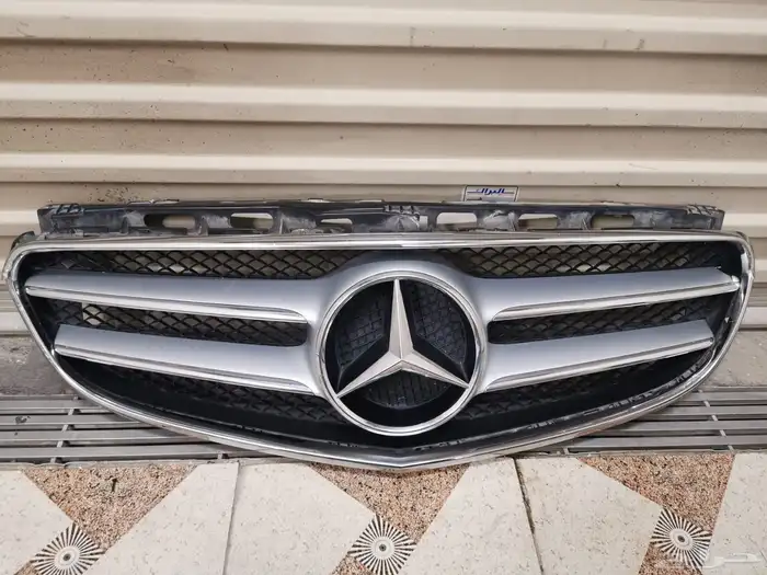 قطع غيار مرسدس فئة C 43