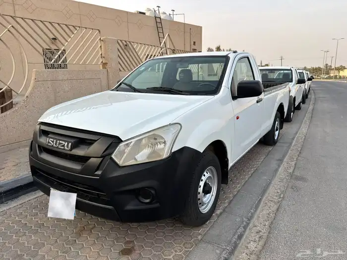 للبيع بالجملة مجموعة سيارات ايسوزو غمارة 2019(تم البيع) 0