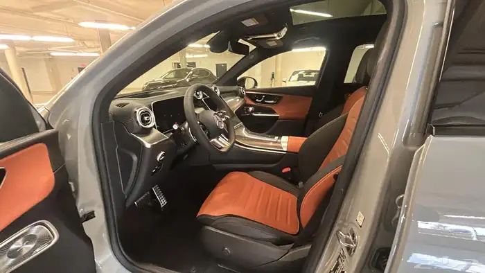مرسيدس بنز Glc 300 2026 بسعر 4