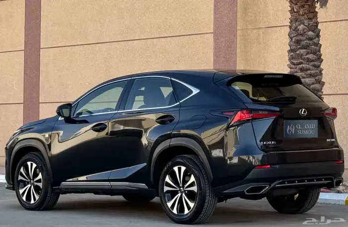 لكزس NX300 F SPORTS 2021 3
